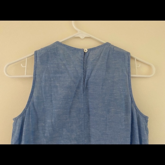 Cute J.Crew Chambray Top - Picture 3 of 4